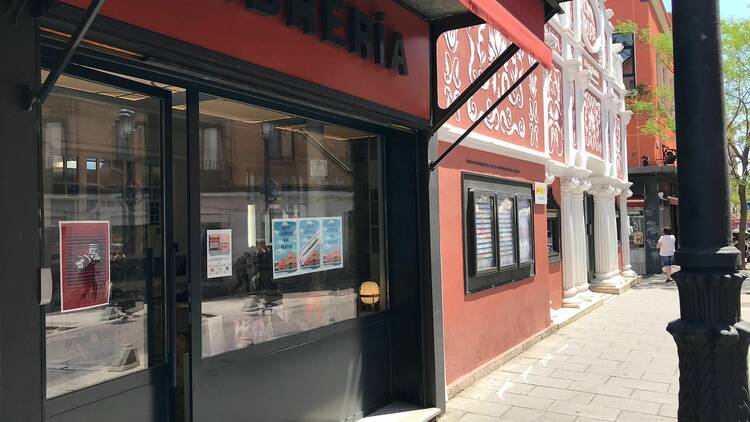 Tienda - librería Cine Doré