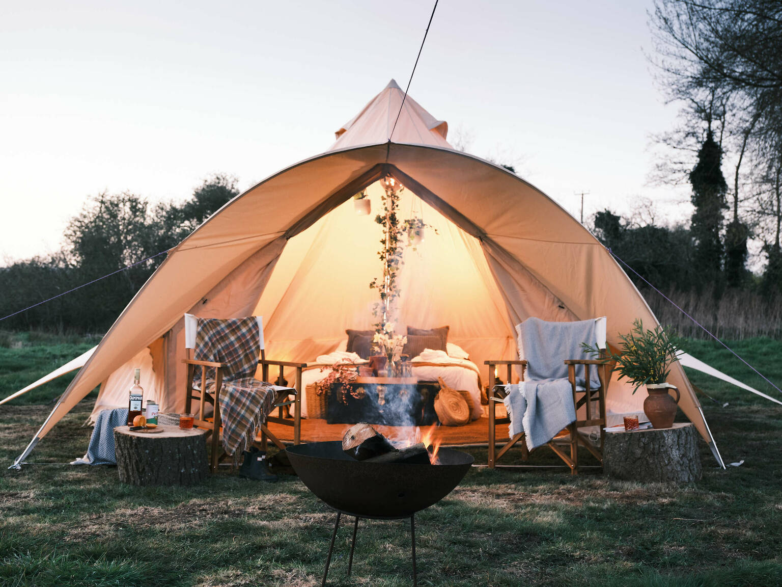 19 Best Places To Go Glamping In The Uk For A Luxury Glamping Holiday