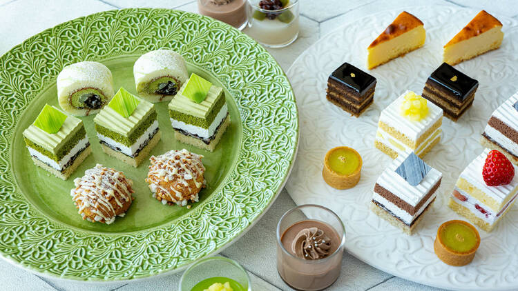 スーパースイーツビュッフェ～抹茶とメロンとチョコレート スイーツプレゼンテーション～