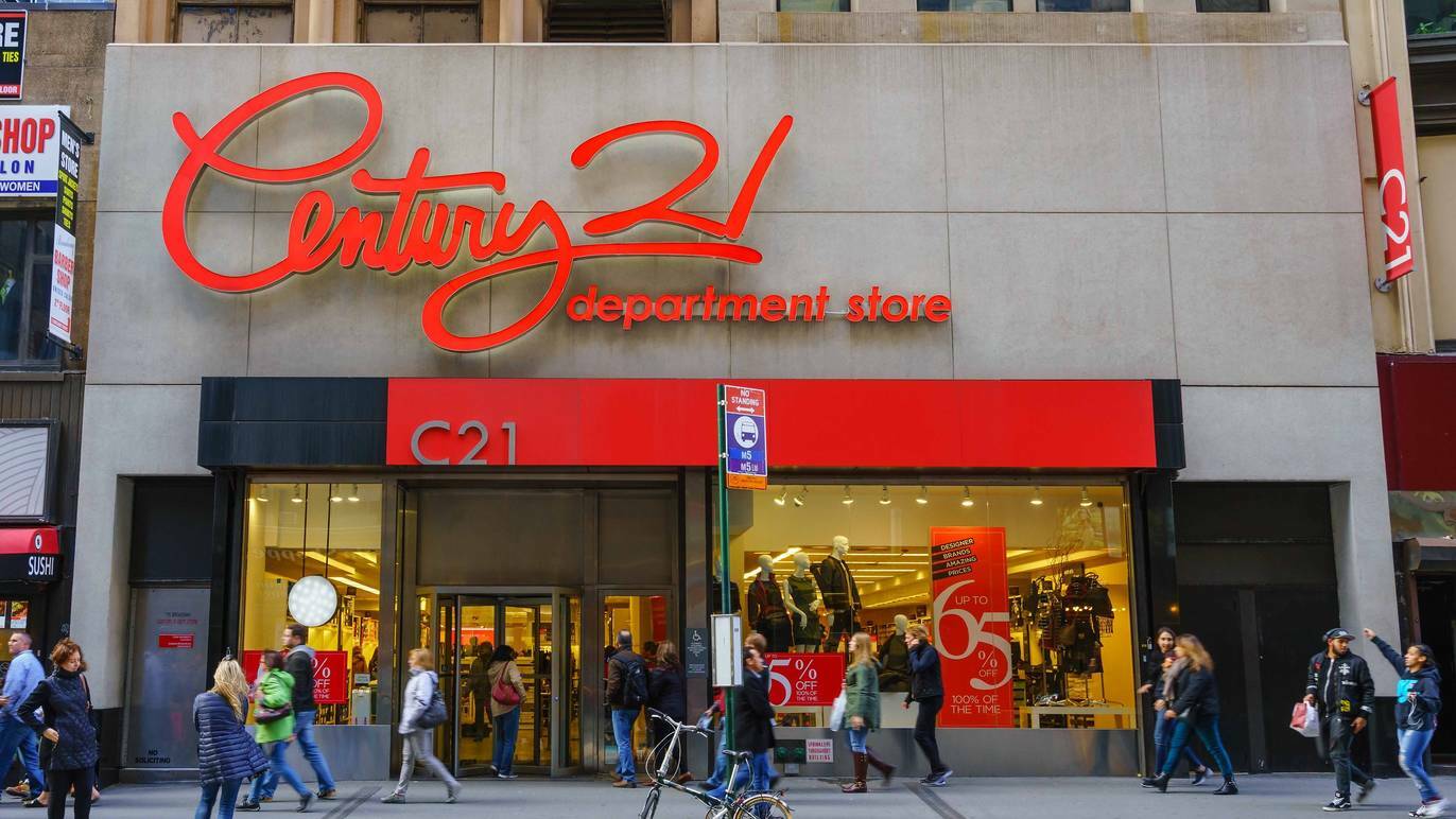 Century 21 to open store at Roosevelt Field