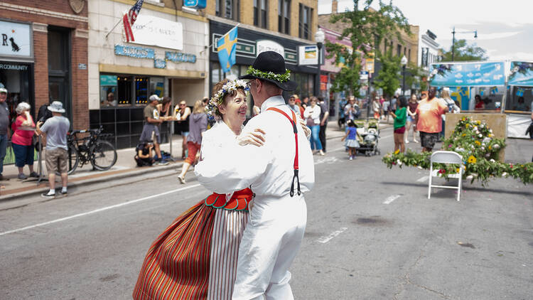 Swedish dancers at Andersonville Midsommar Fest