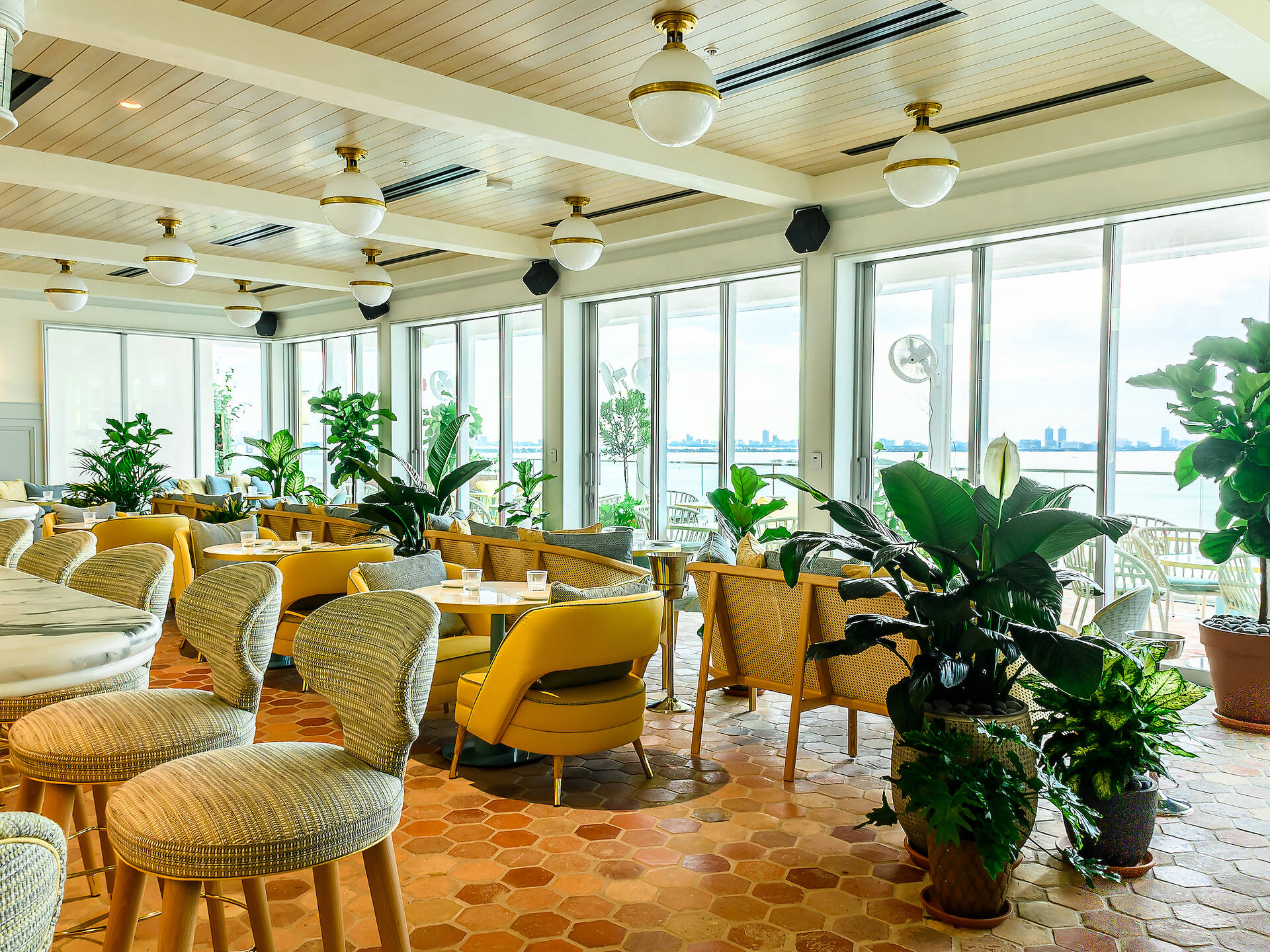 24 Best Waterfront Restaurants In Miami For Truly Iconic Dining