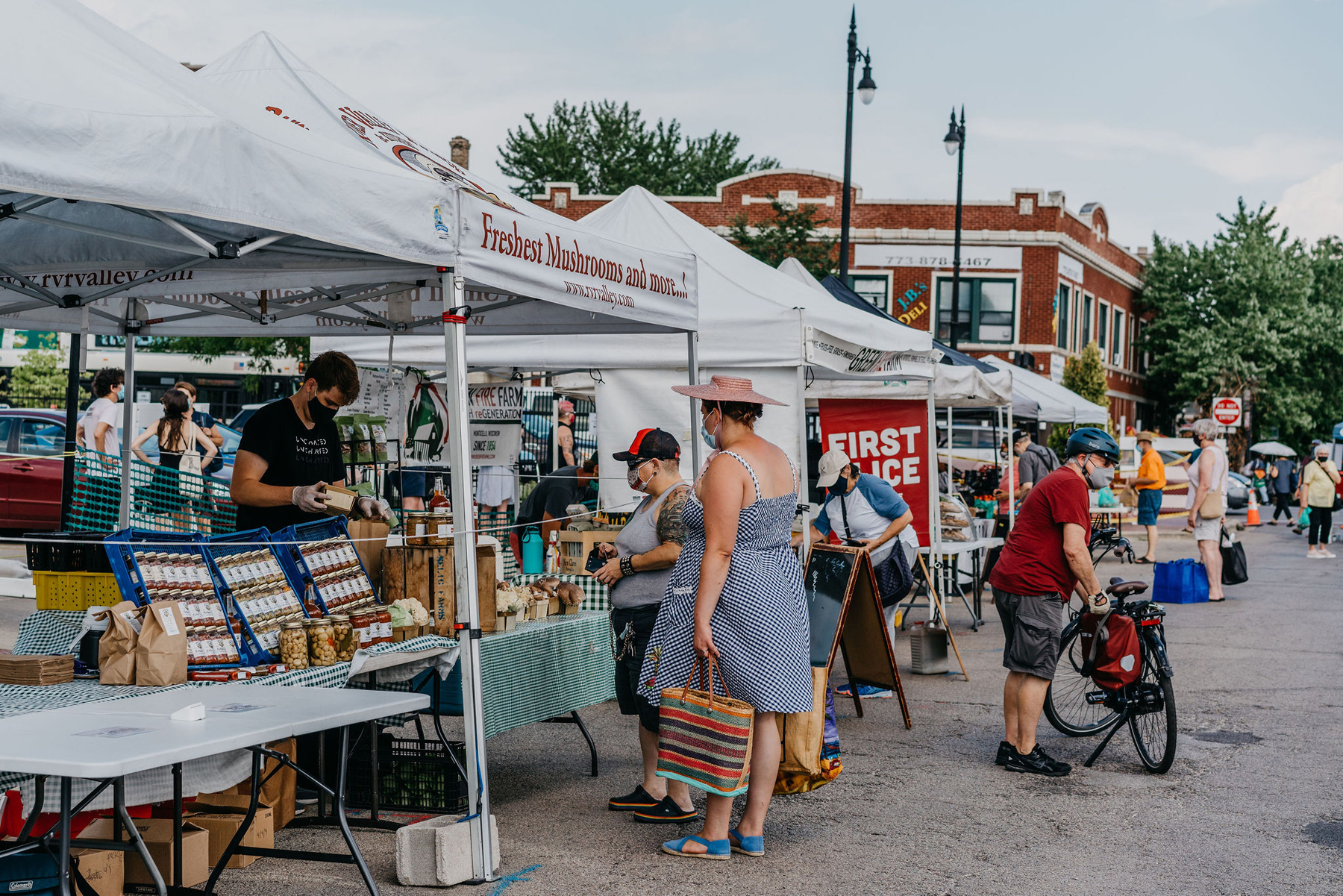 17 Best Farmers Markets in Chicago