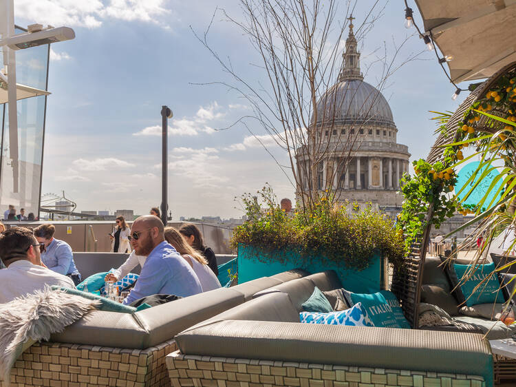 Win a three-course meal for four and £100 to spend on drinks at Madison Rooftop Win a three-course meal for four and £100 to spend on drinks at Madison Rooftop