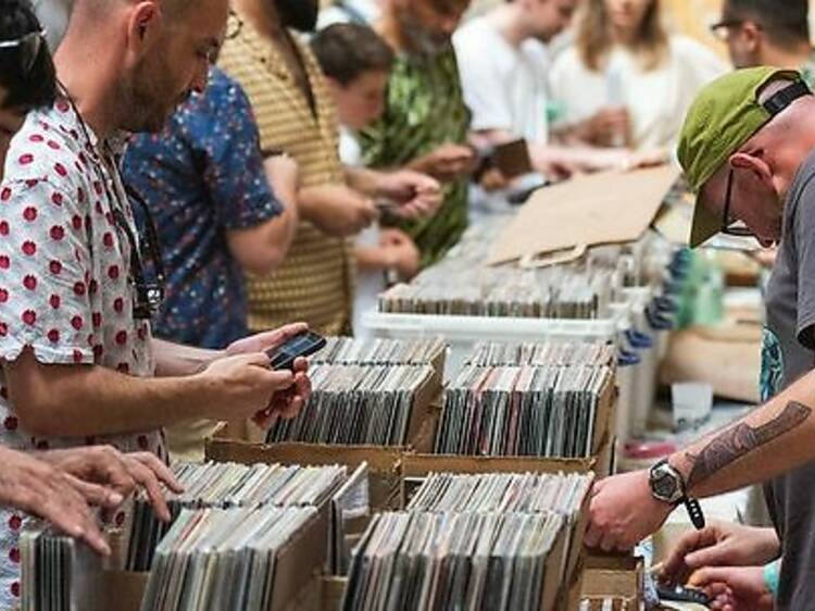 Gran Price Vinyl Fest