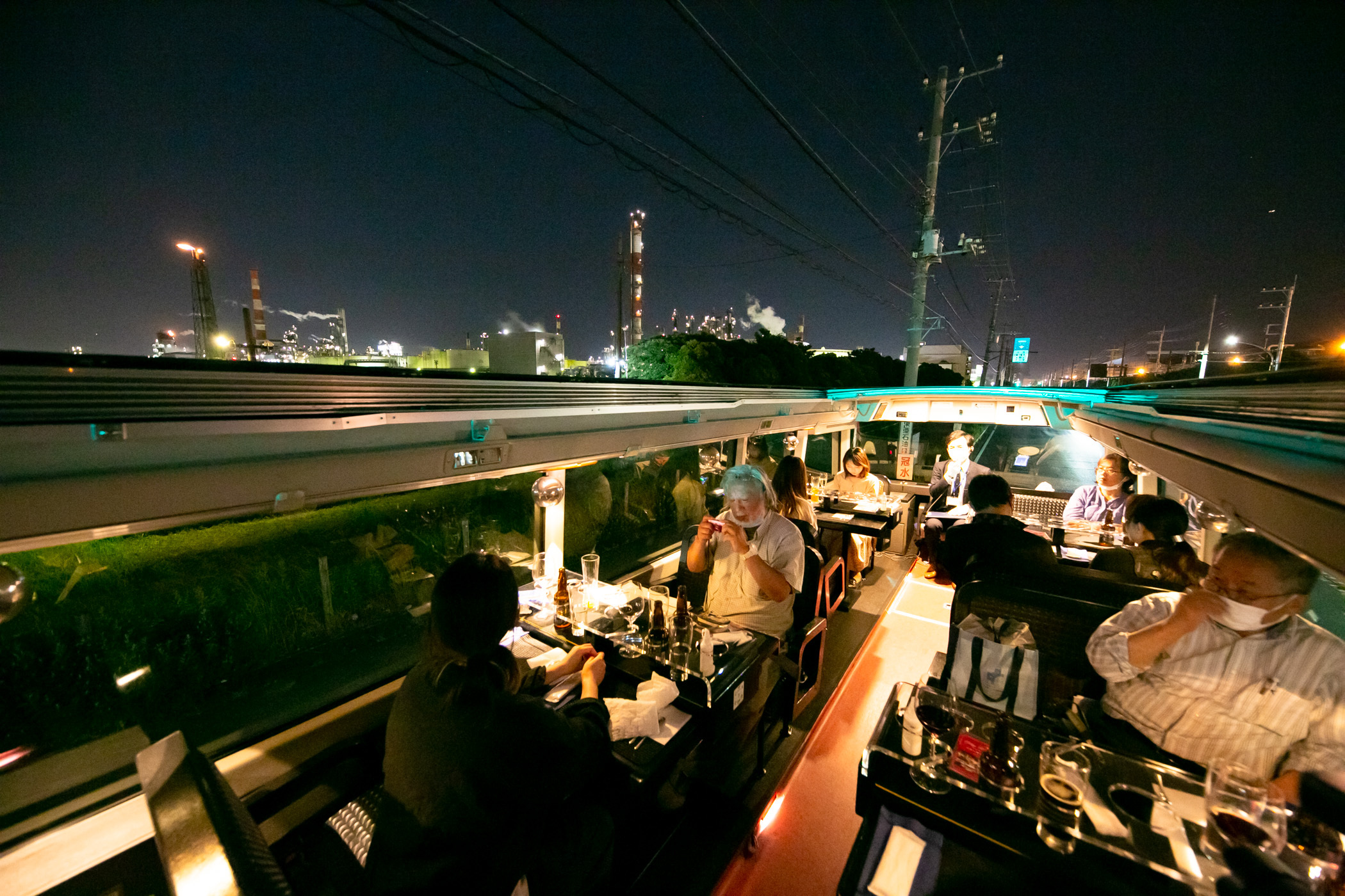 WILLER EXPRESS 工場夜景