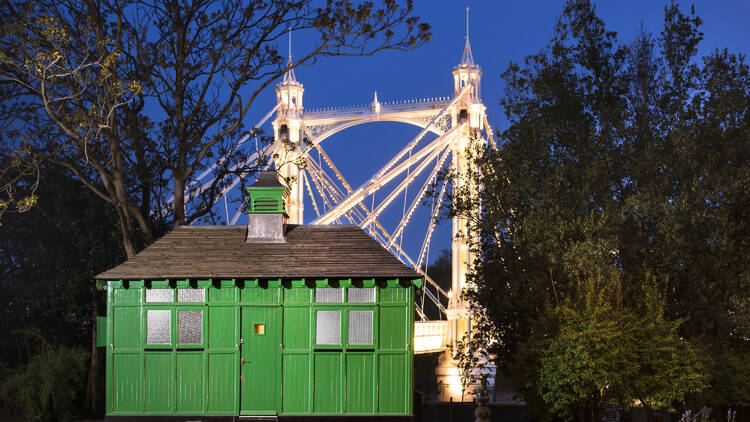 Cabman shelter, Chelsea Embankment, Kensington and Chelsea