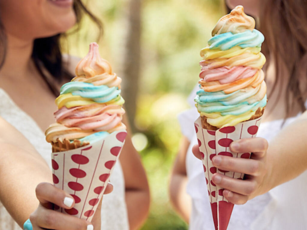 Best Theme Park Food 14 Treats You Must Try This Summer