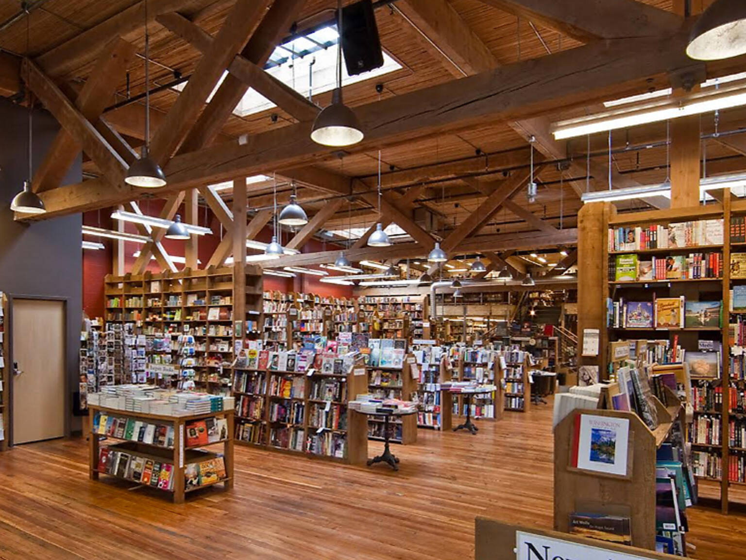 16 Best Independent Bookstores in the US to Shop Local