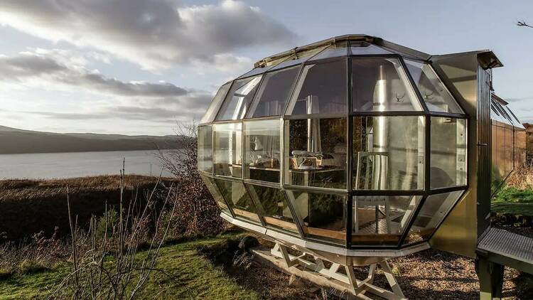 Unique and Secluded AirShip with Breathtaking Highland Views