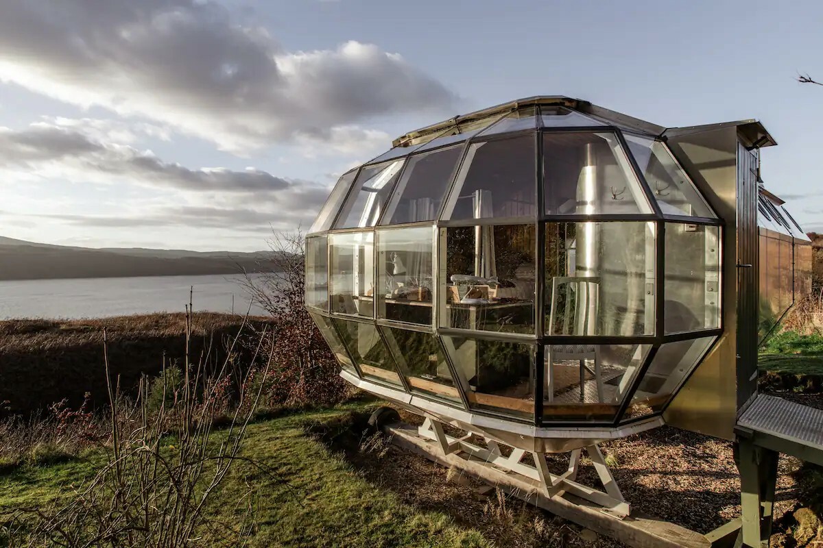 25 Bizarre But Amazing Airbnb Rentals You Should Book Now