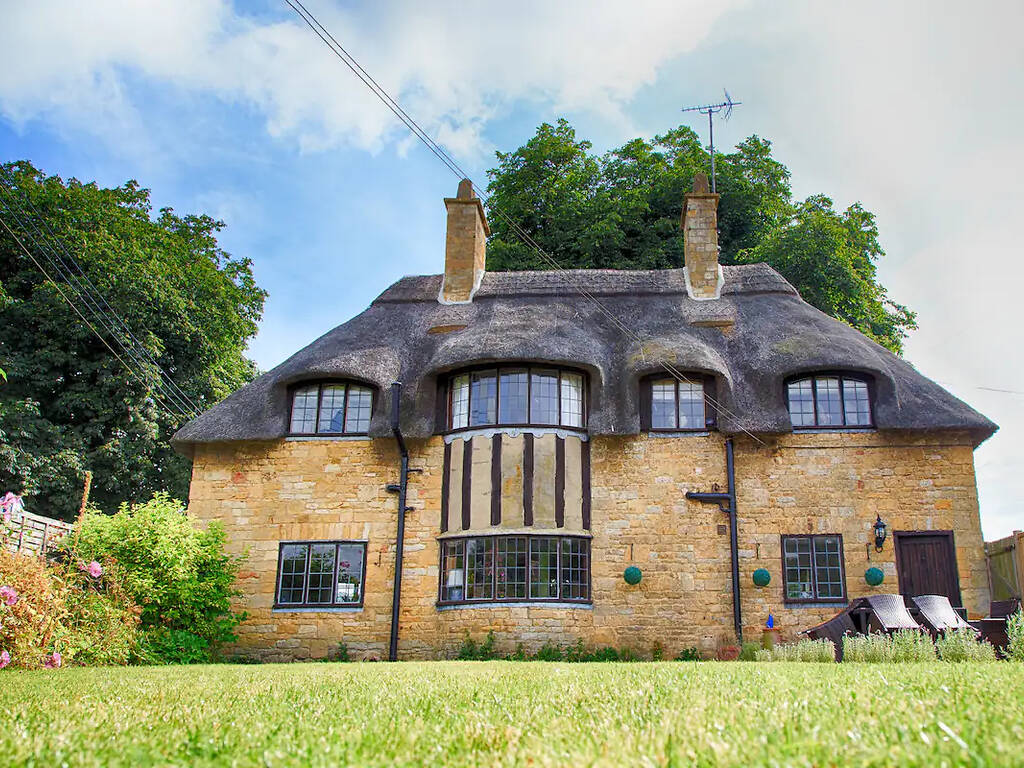 The 10 Best Airbnbs In The Cotswolds For 2024 | Best Places To Stay In ...