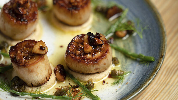 Mushroom scallops (Photograph: David Robson)