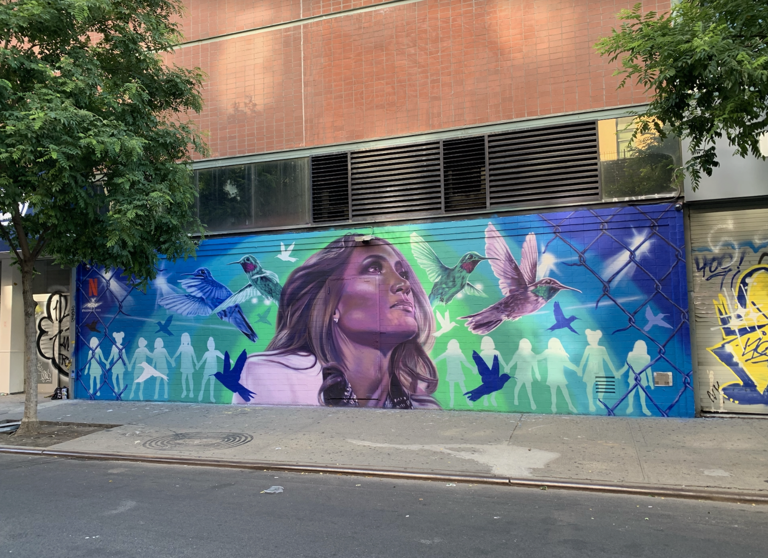 J. Lo mural