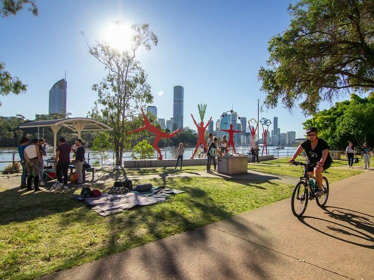 Take a ride across Kangaroo Point Bikeway