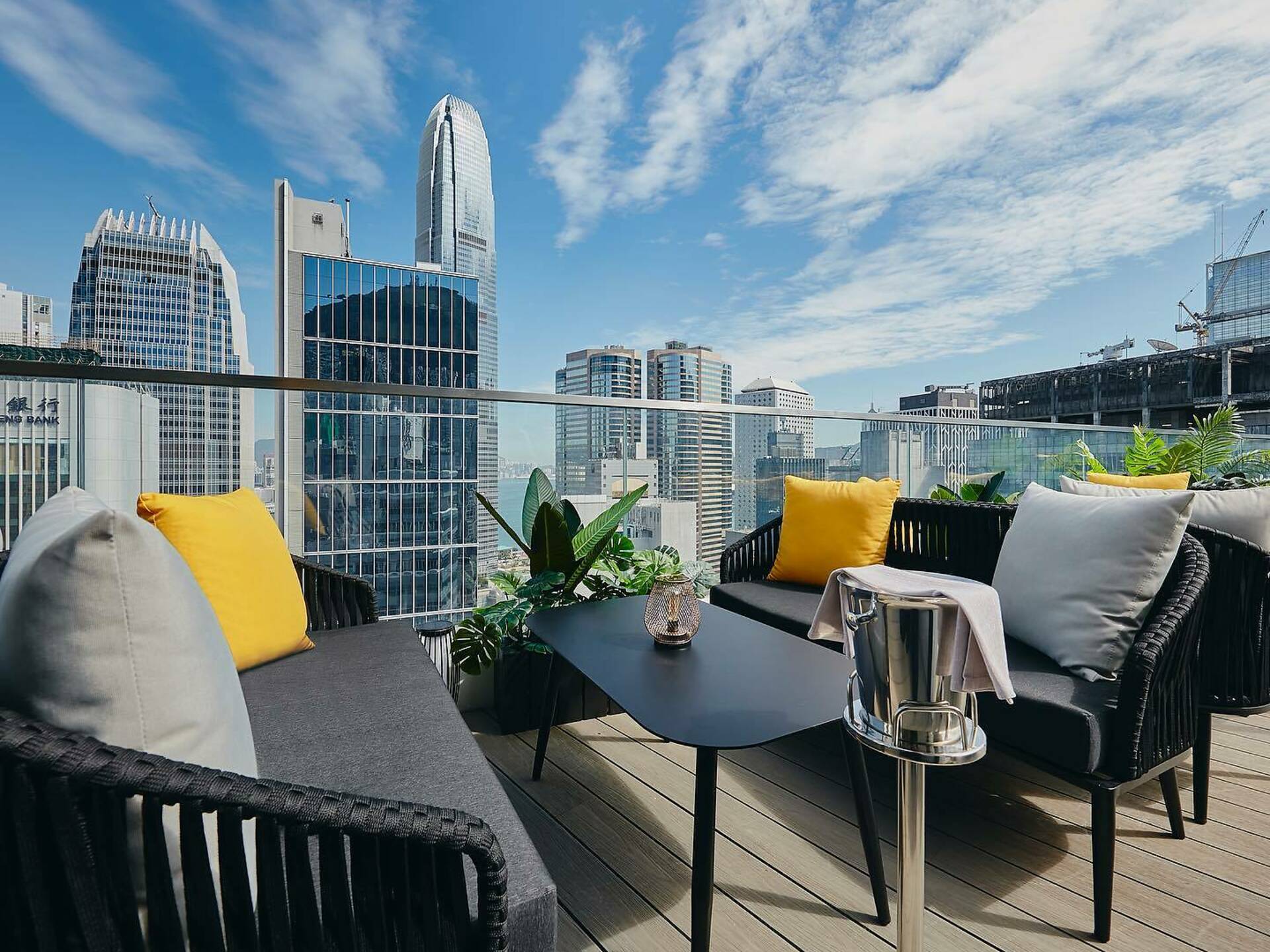 12 Best Rooftop Bars In Hong Kong – Time Out Hong Kong