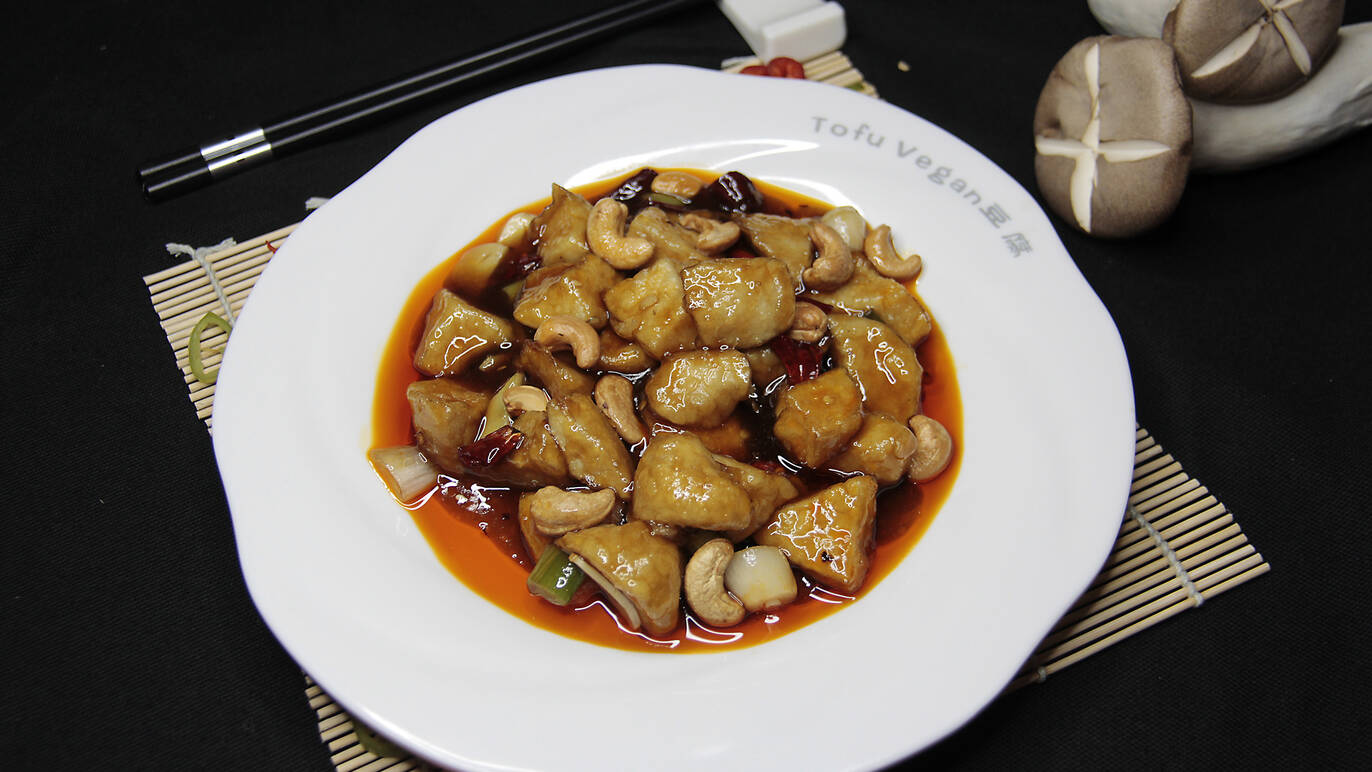 Tofu Vegan restaurant review: plant-based Sichuan sizzlers