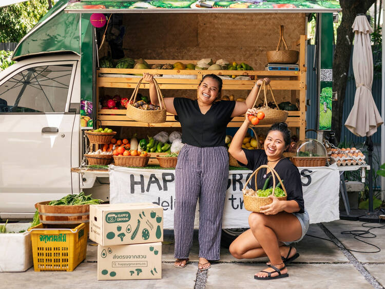 Happy Grocers Truck at Thada Court