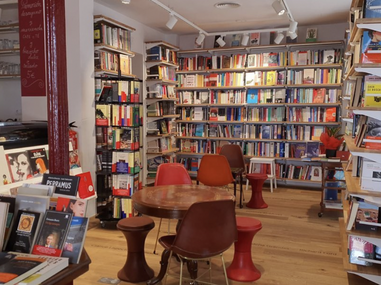 Olavide Bar de Libros