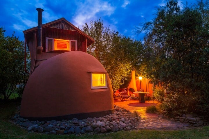 Airbnb