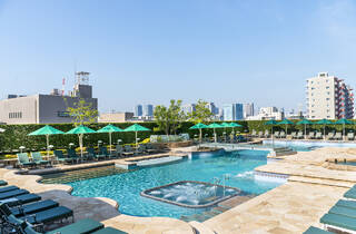 Hotel East 21 Garden Pool | Things to do in Tokyo