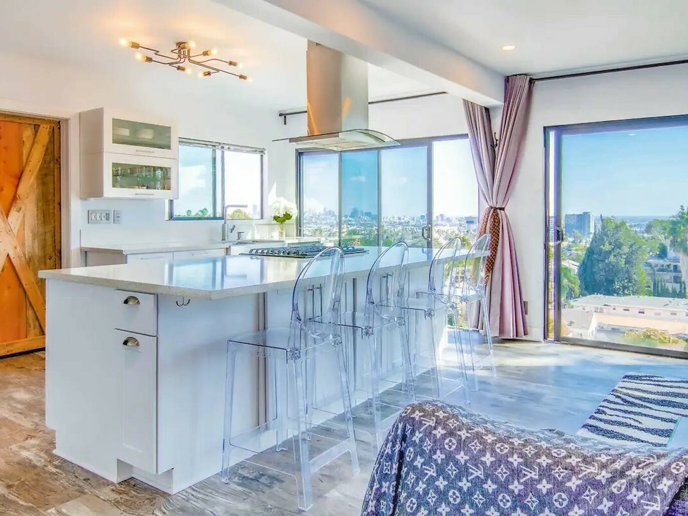 Comfortable Penthouse Apartment Bedroom Decor photo