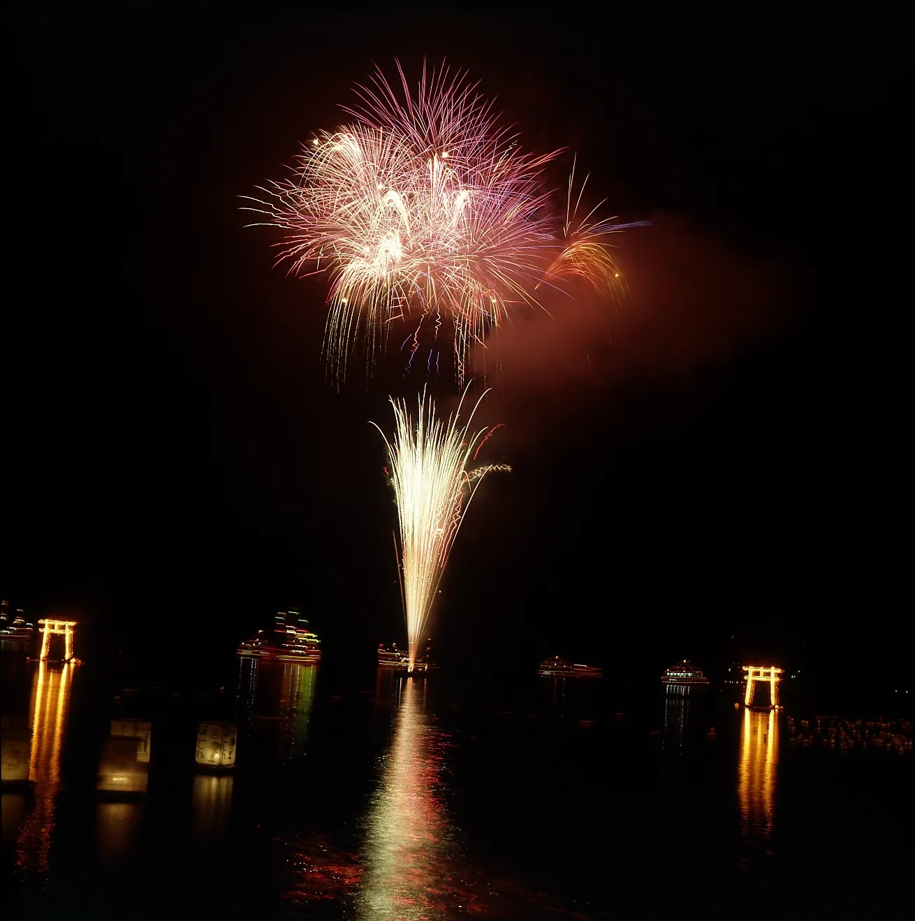 Torii-yaki Festival Fireworks Display