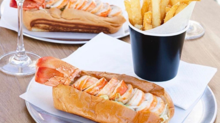 Lobster roll, truffle fries, Champagne