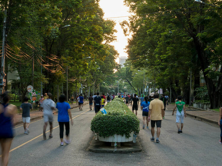 3 major public parks in Bangkok now open longer until 22:00