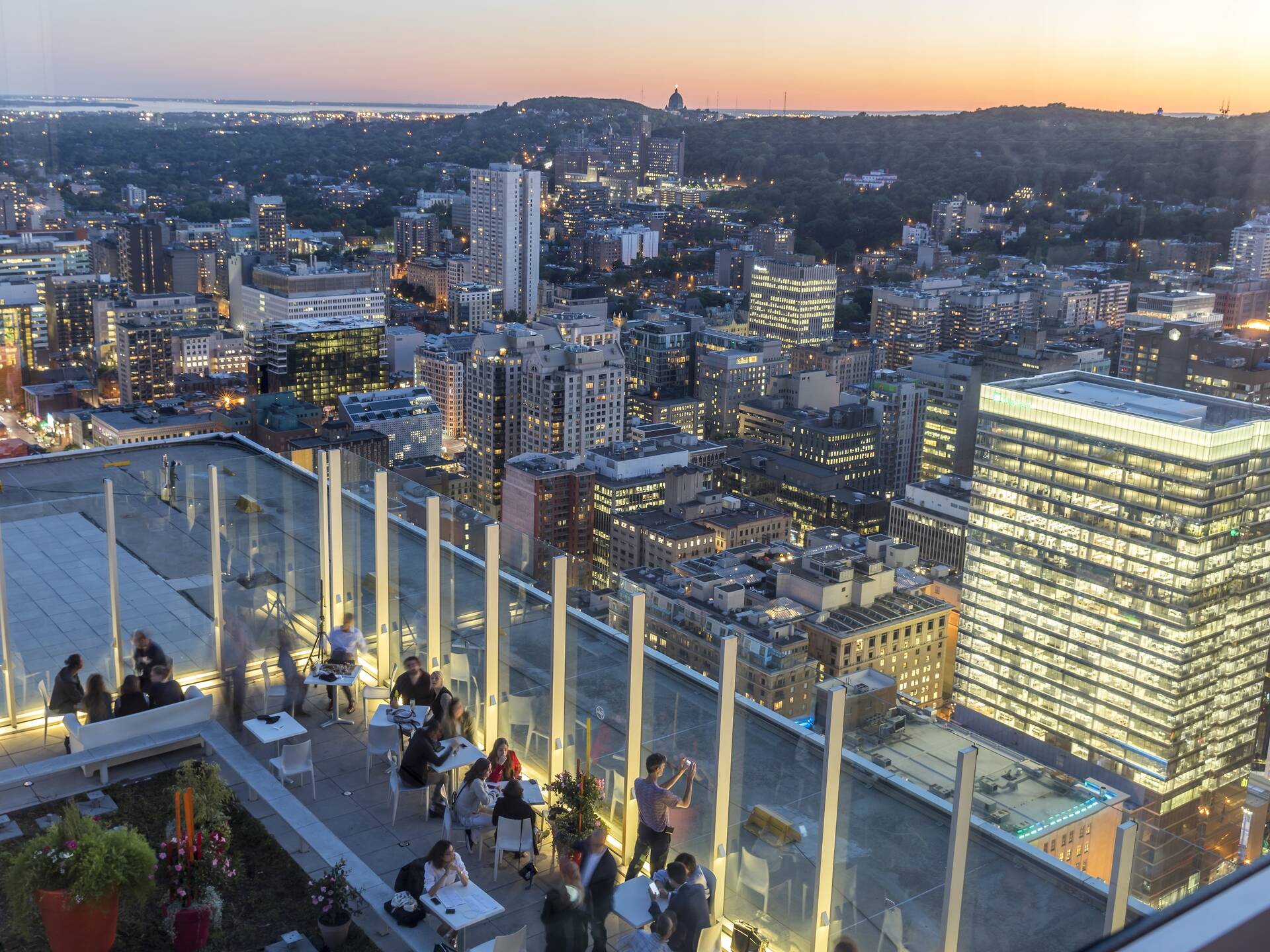 33 Best Downtown Montreal Restaurants To Try Right Now