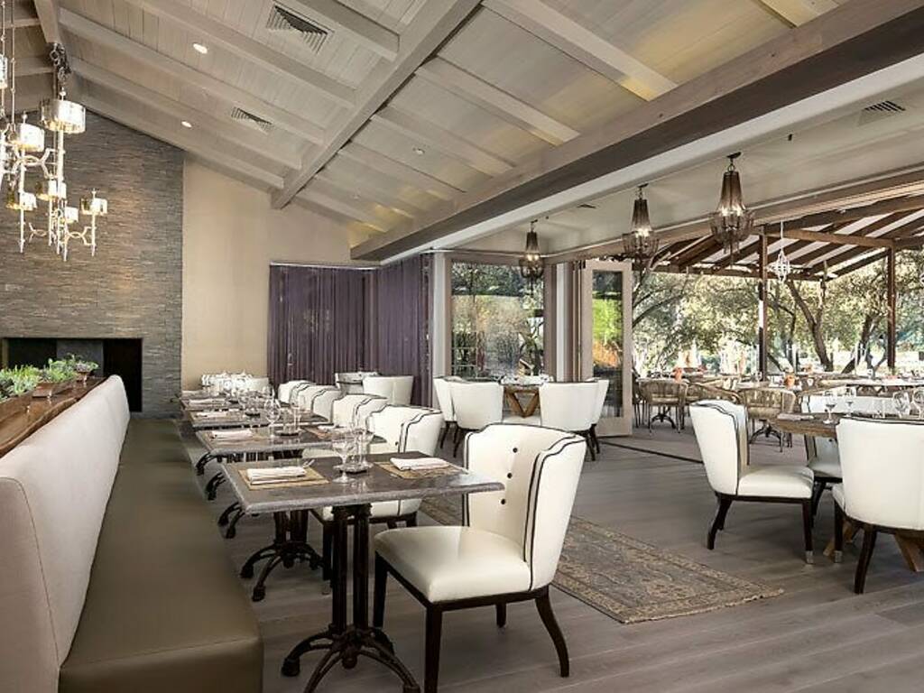 13 Best Restaurants in Carmel-by-the-Sea