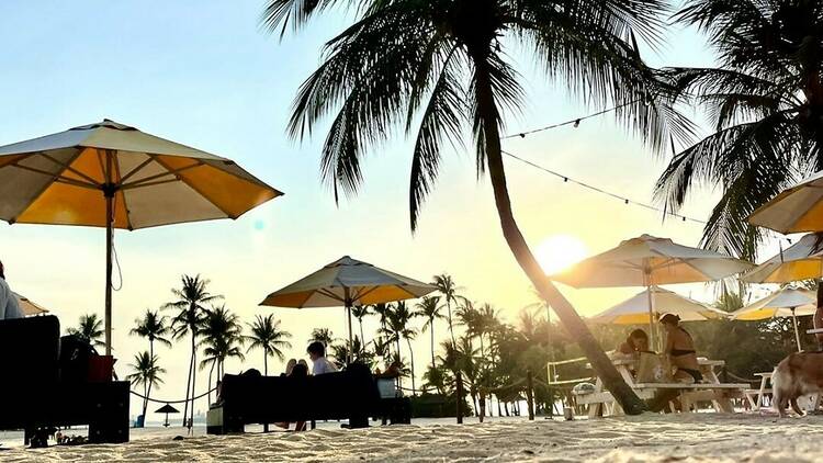 Best beach clubs Sentosa