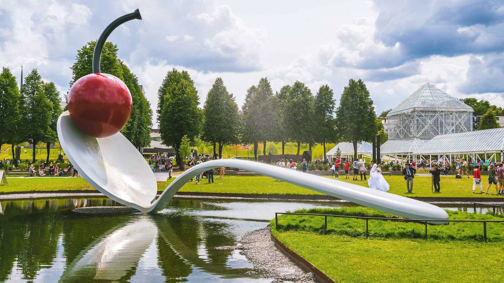 Claes Oldenburg Art Where To See His Pop Art Sculptures