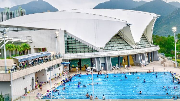 Free use of sports facilities