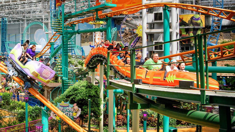 amusement park indoor rides