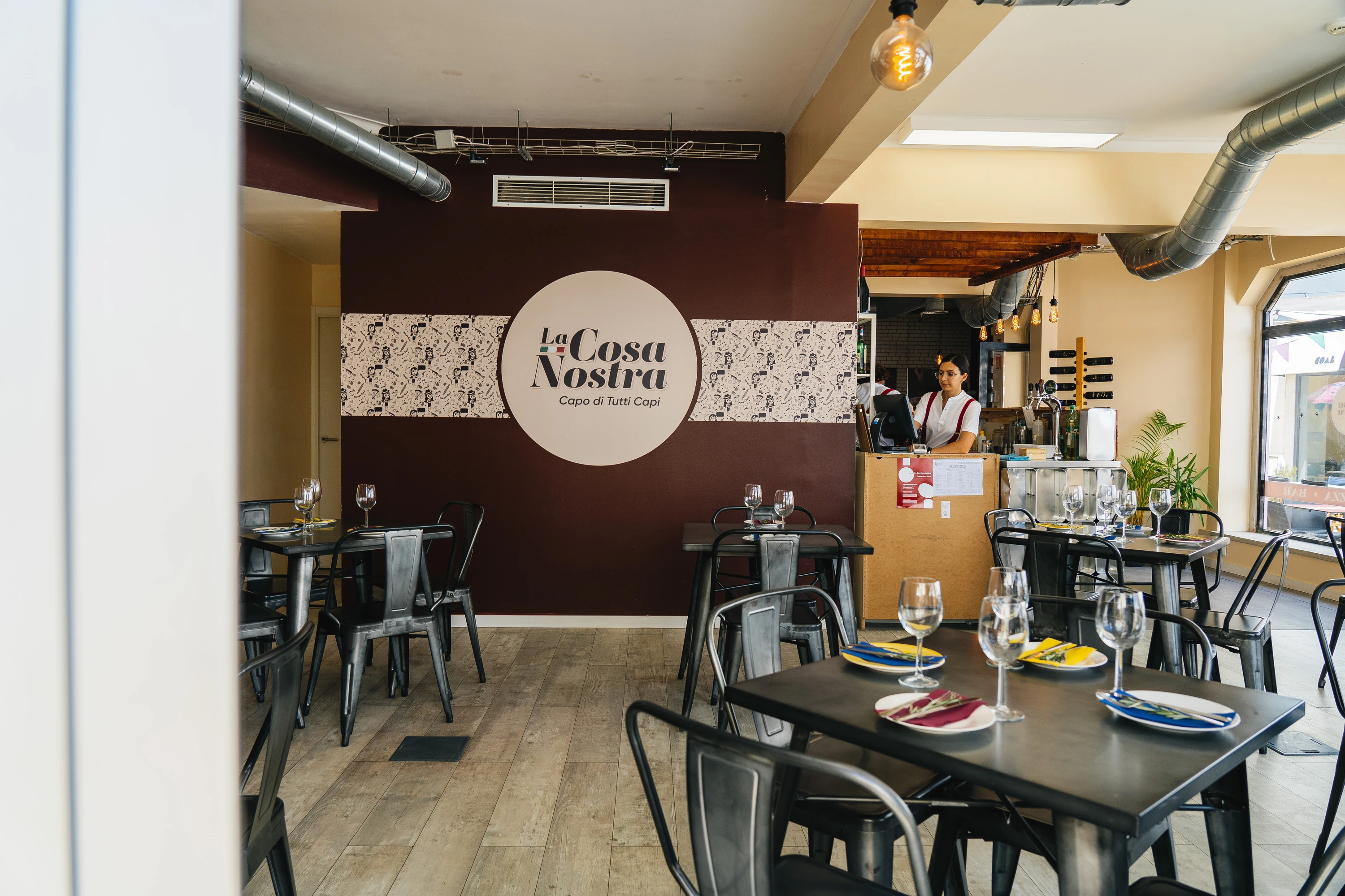 La Cosa Nostra Pastas & Pizzas