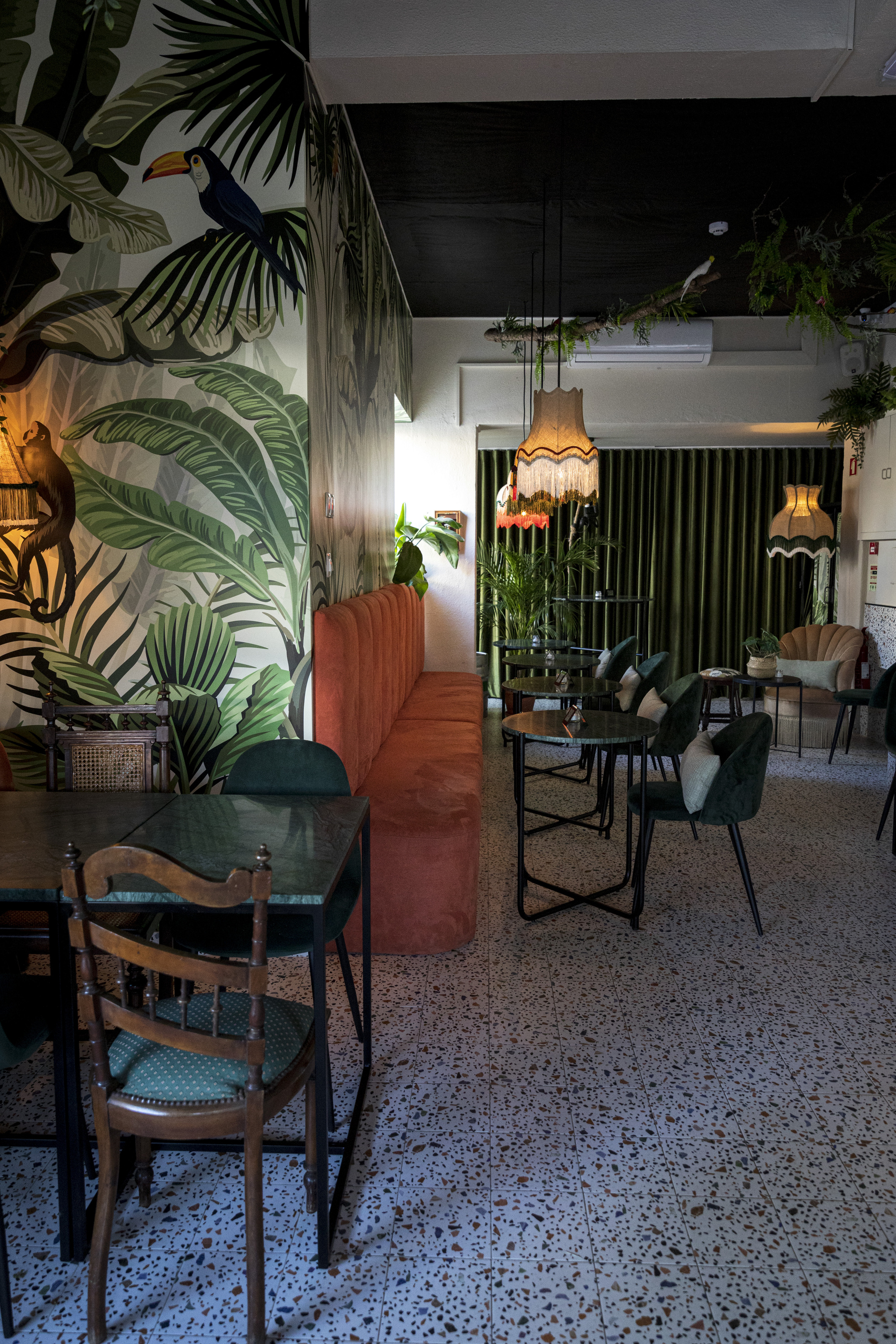 Compañia de Bebidas, Estoril