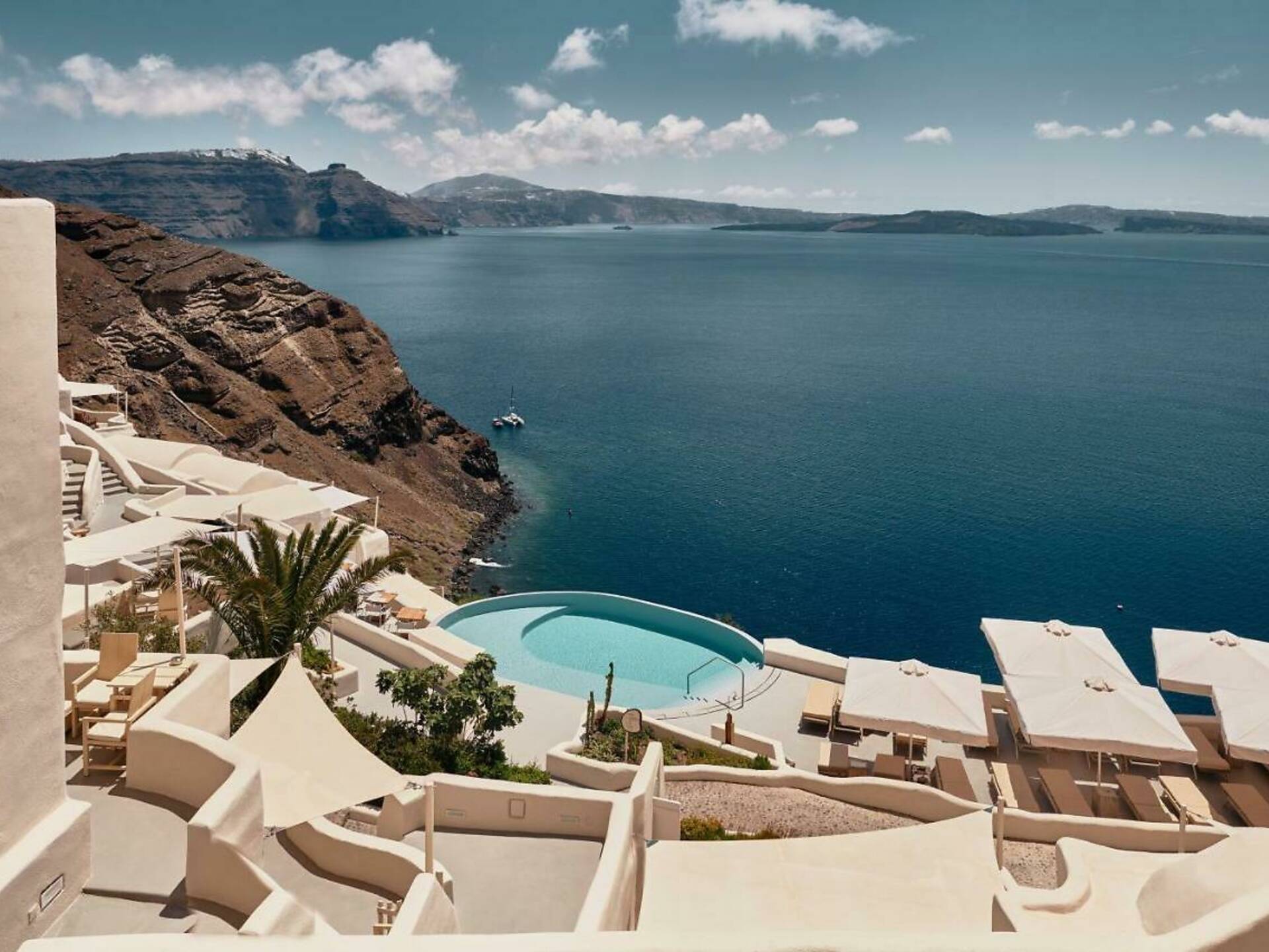 The 16 Best Hotels In Santorini For 2024   Image 