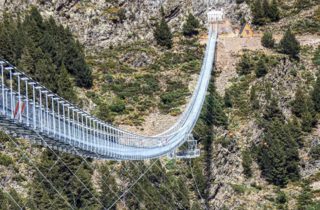Andorra inaugura uno los puentes colgantes más largos del mundo