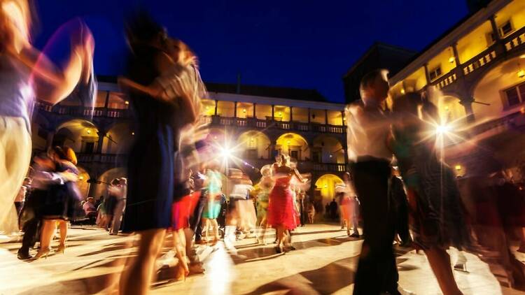 Noche de Museos de julio tango, milonga, y más