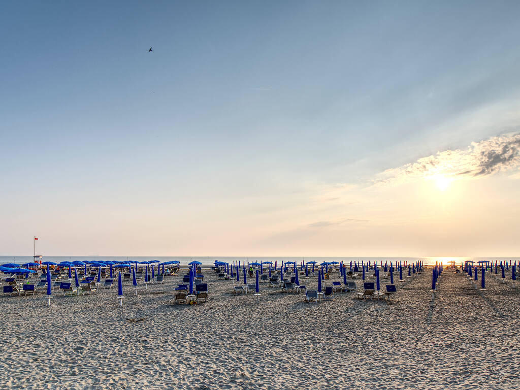 9 Best Beaches in Venice According To A Local