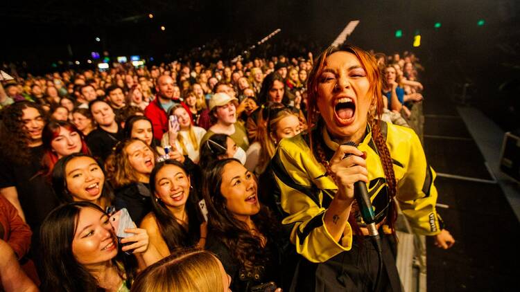 Jaguar Jonze performing at Sydney's Hordern Pavilion