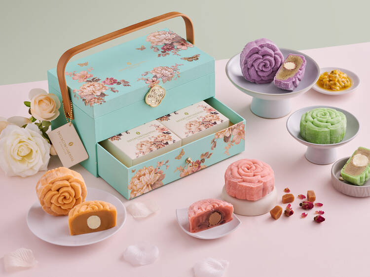 Where to buy mooncakes in Singapore 2022