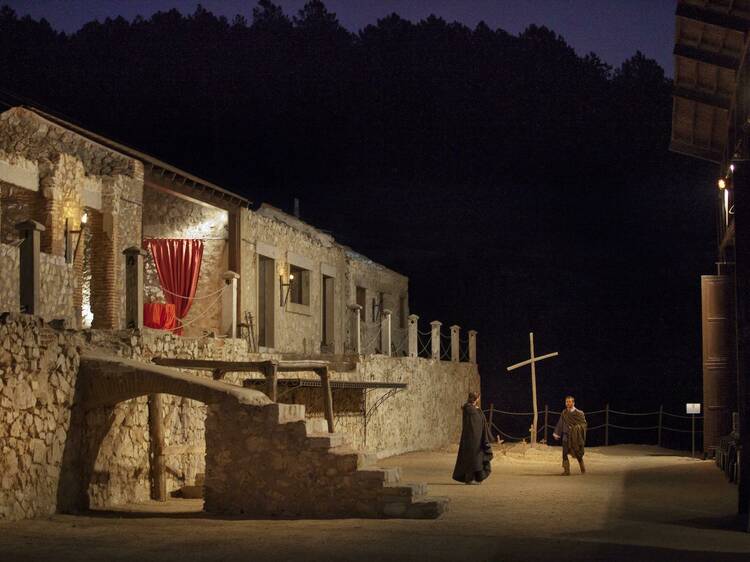 La música y el teatro devuelven la vida a esta antigua mina de la sierra de Madrid