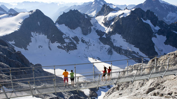 1. TITLIS Cliff Walk
