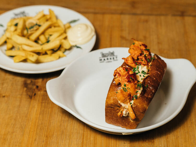 Lobster roll, Ground Burger