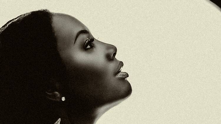 Singer Lalah Hathaway 