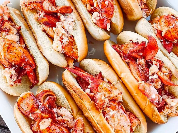 Hot lobster rolls 