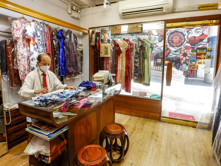 Cheongsam dress-making