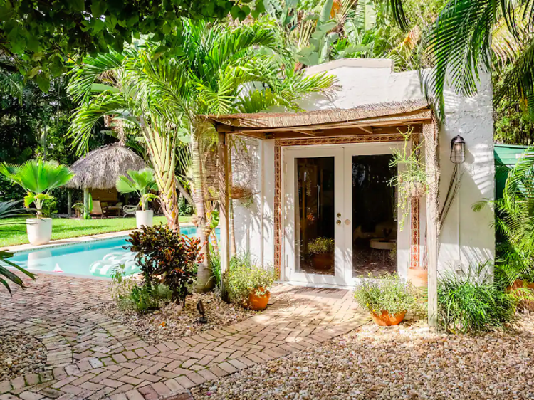 The secluded cottage in Biscayne Park
